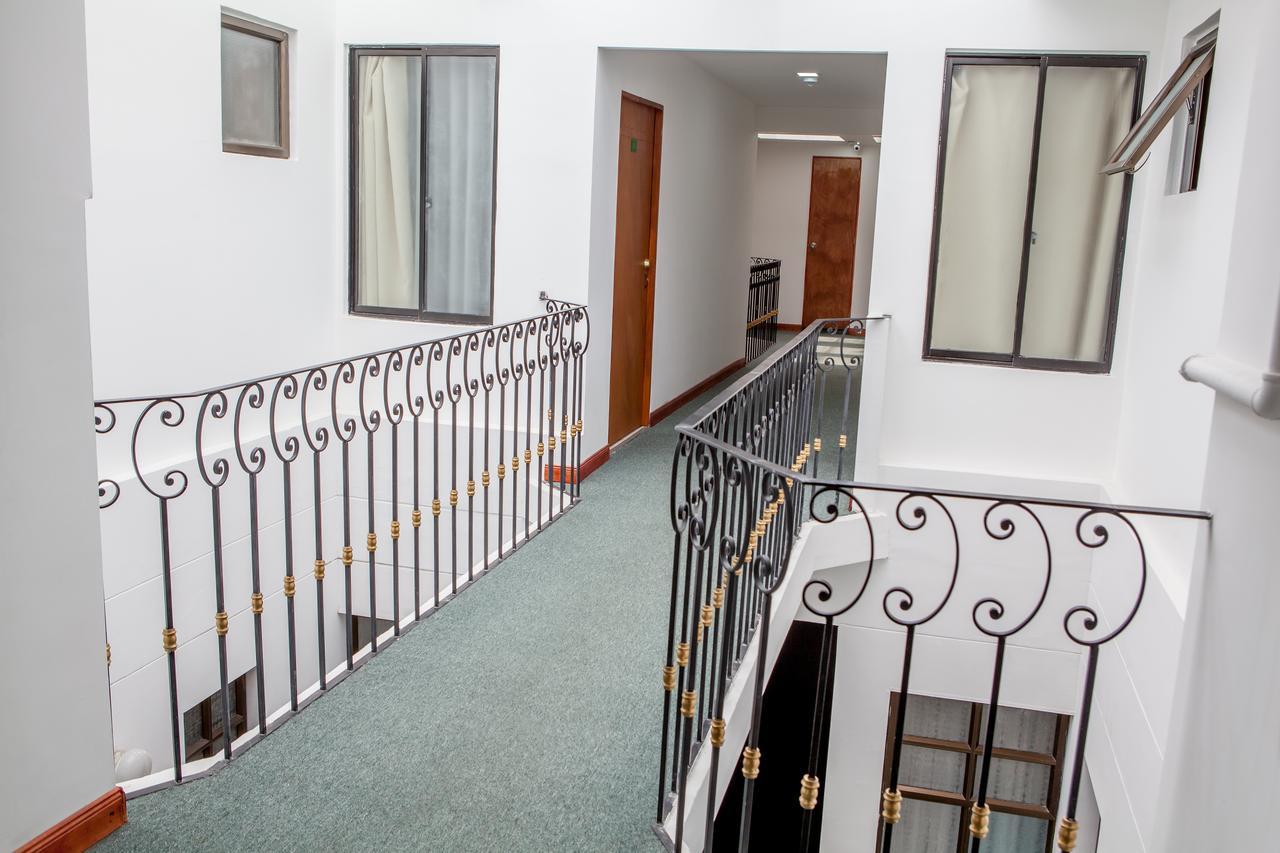 Hotel Florida Inn Медельин Экстерьер фото